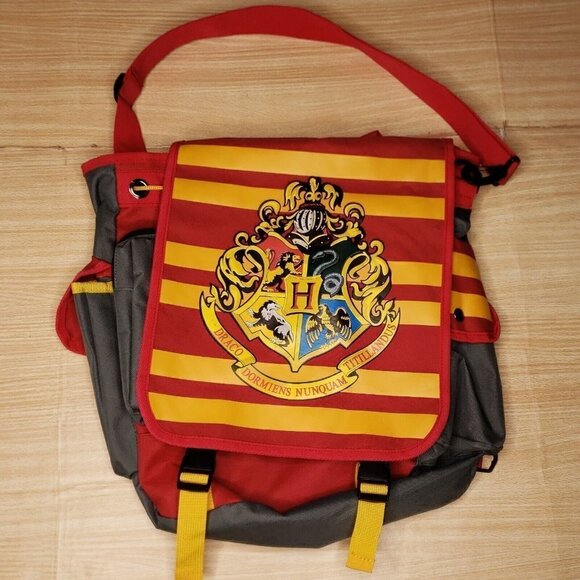 Harry Potter New Messenger Bag - Picture 1 of 6